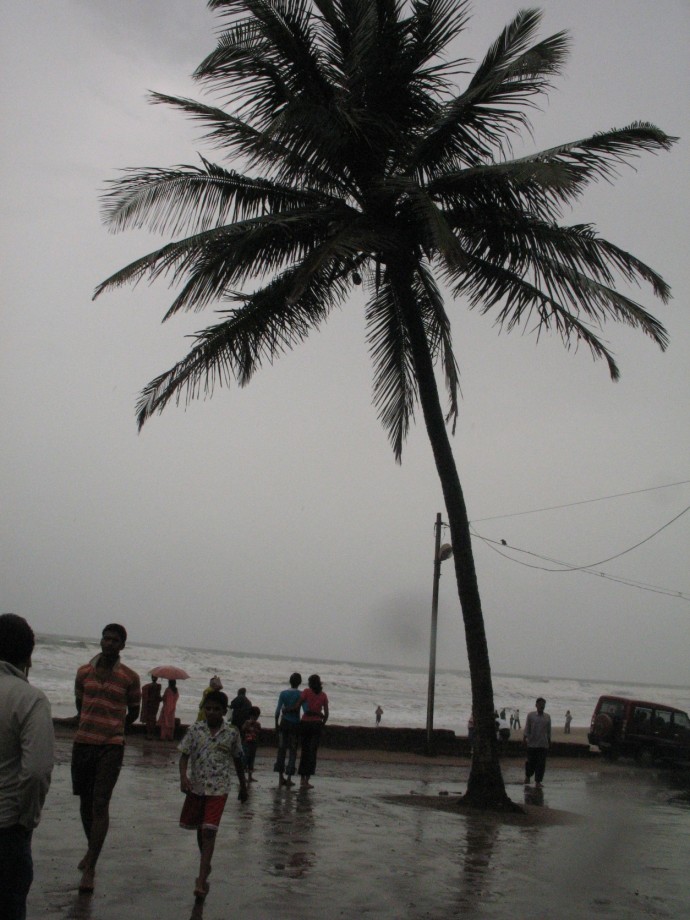 During monsoon it is not advisable to step into the beach, specifically the one at Ganpati Pule